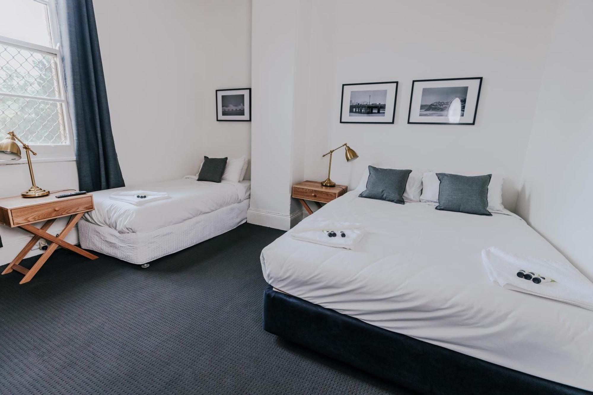 Holmesville Hotel الغرفة الصورة